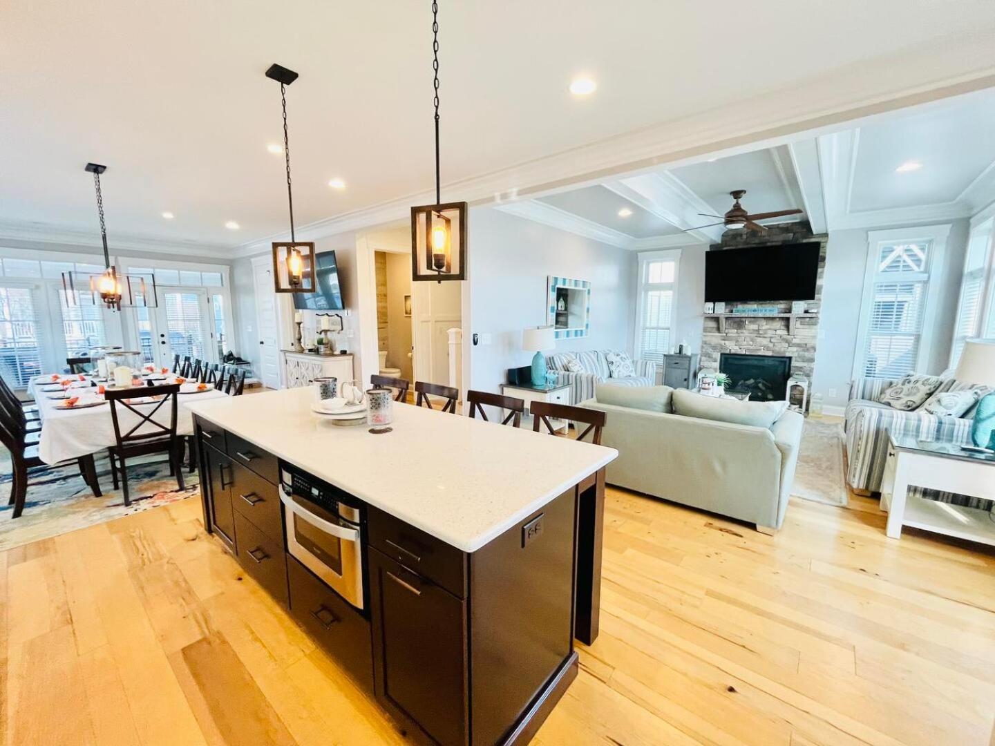 Avenue 22 * Rehoboth Beach