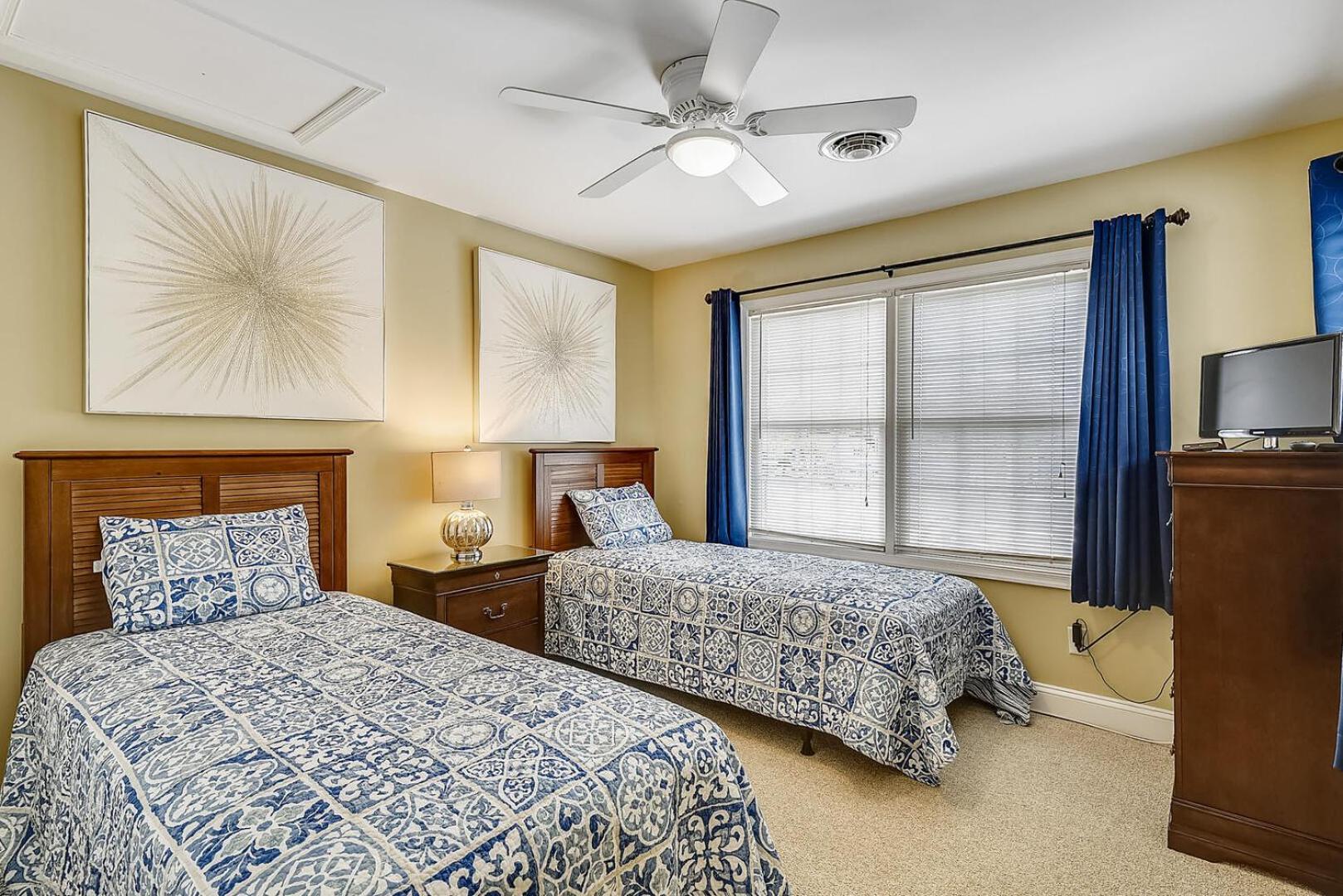 Rehoboth Avenue 506f *