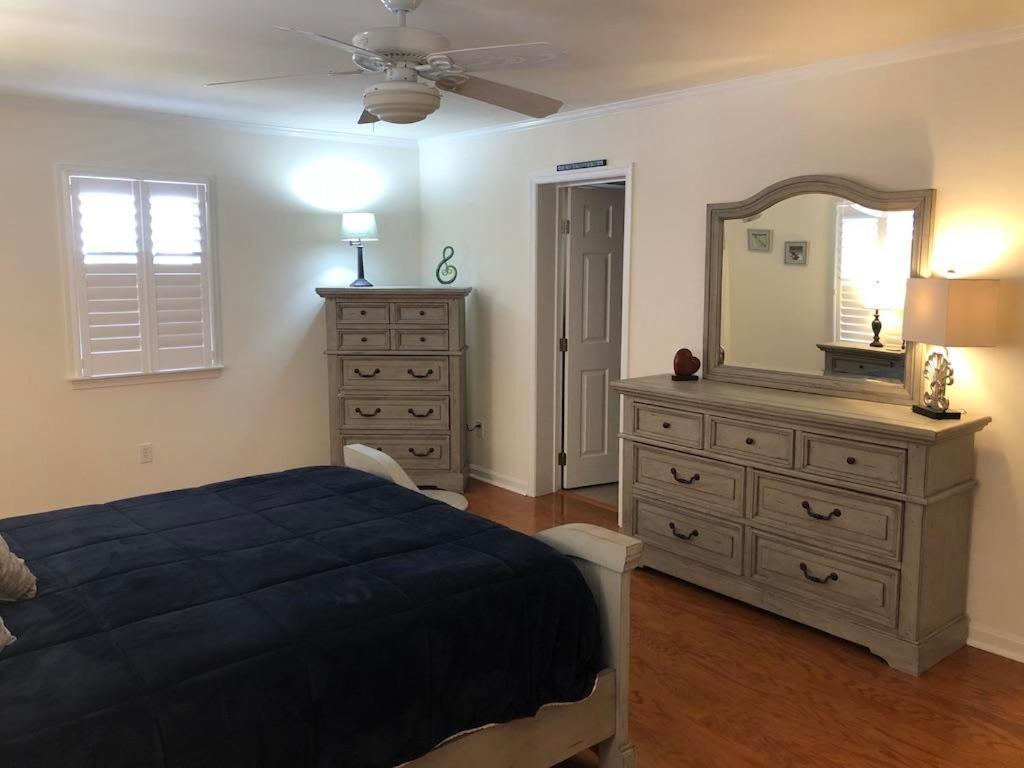 Hickman Street 305 Holiday home *