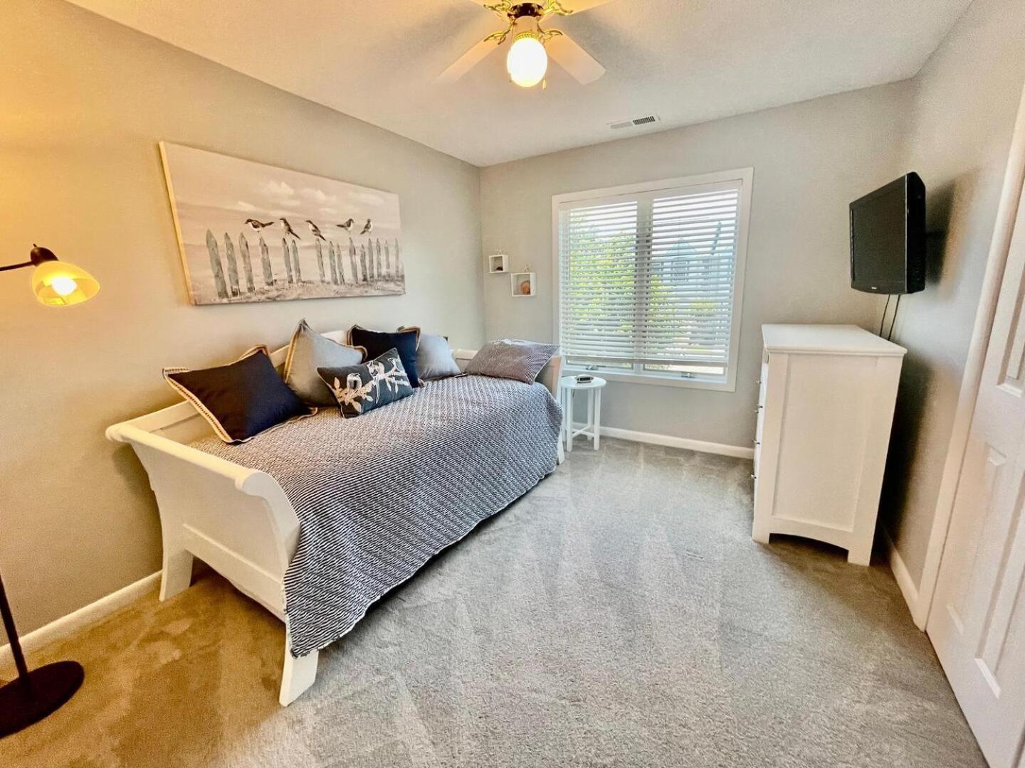American Eagle Way 2405 #5 *