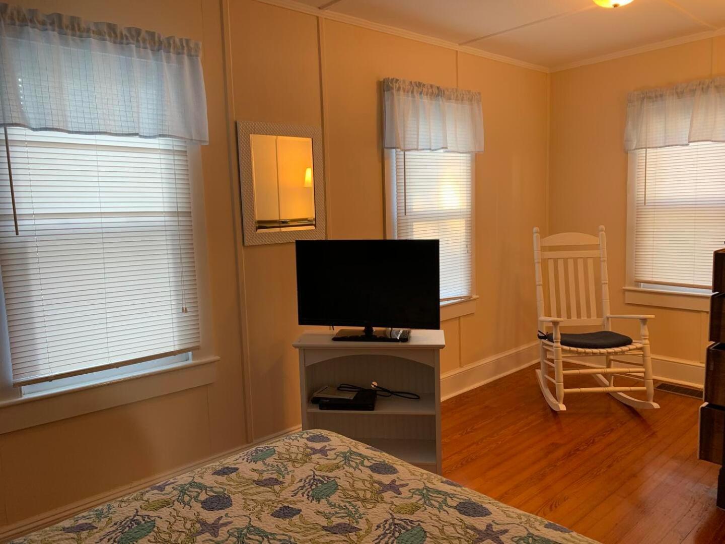 Laurel Street 212a Holiday home