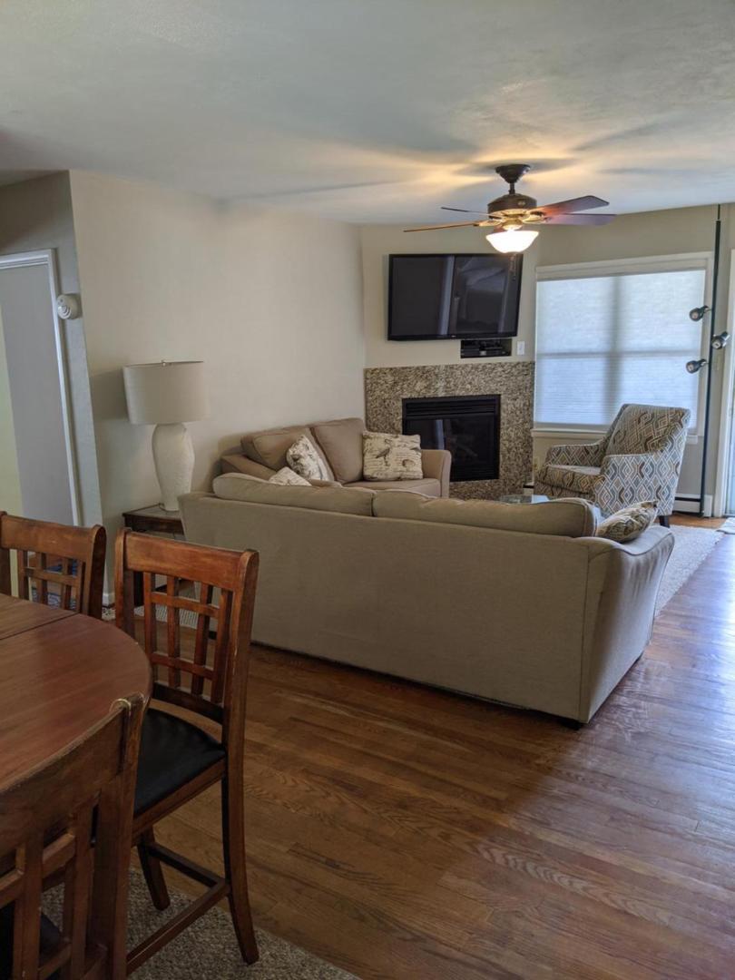 Hickman Street 7 1st Floor Holiday home *