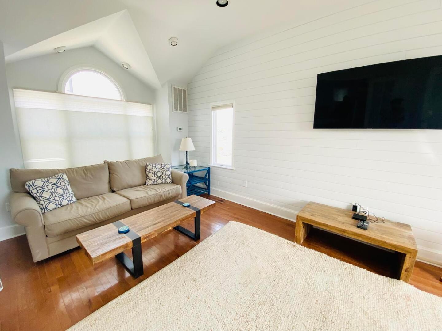 Dover Road 101 Holiday home *