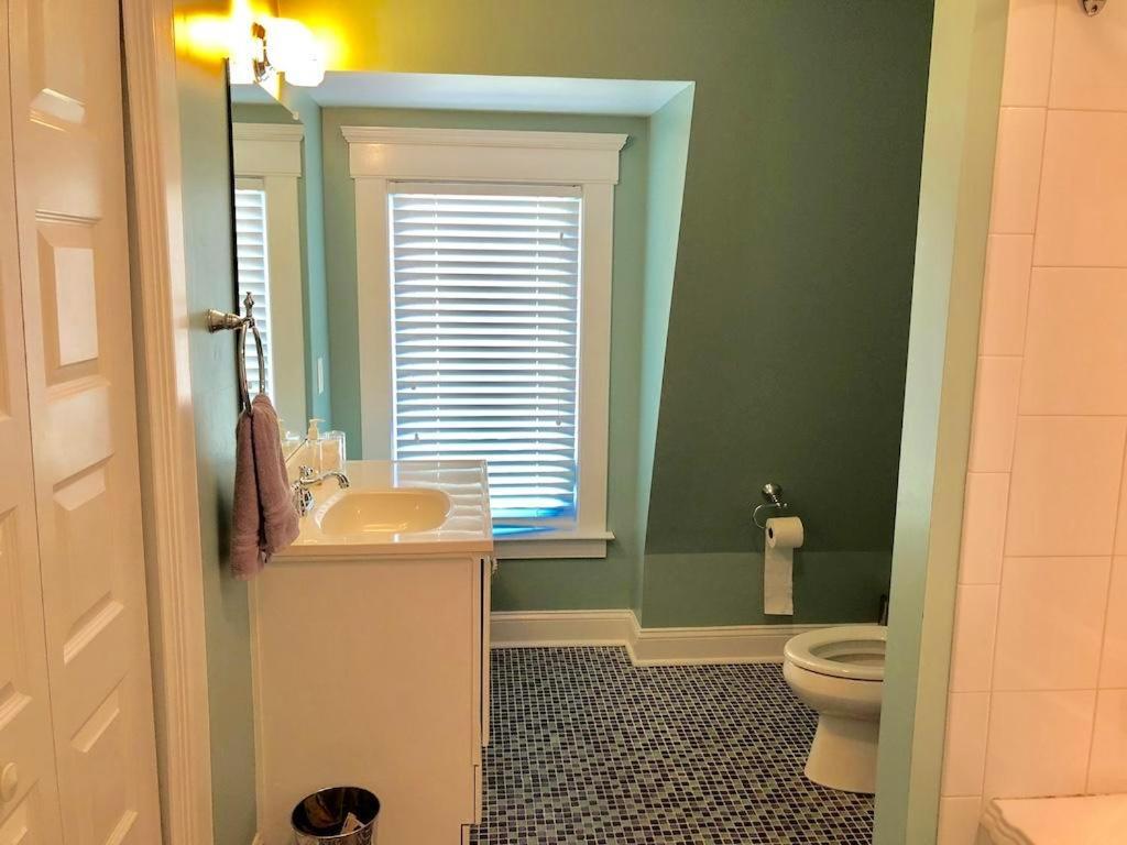 Avenue 13 * Rehoboth Beach
