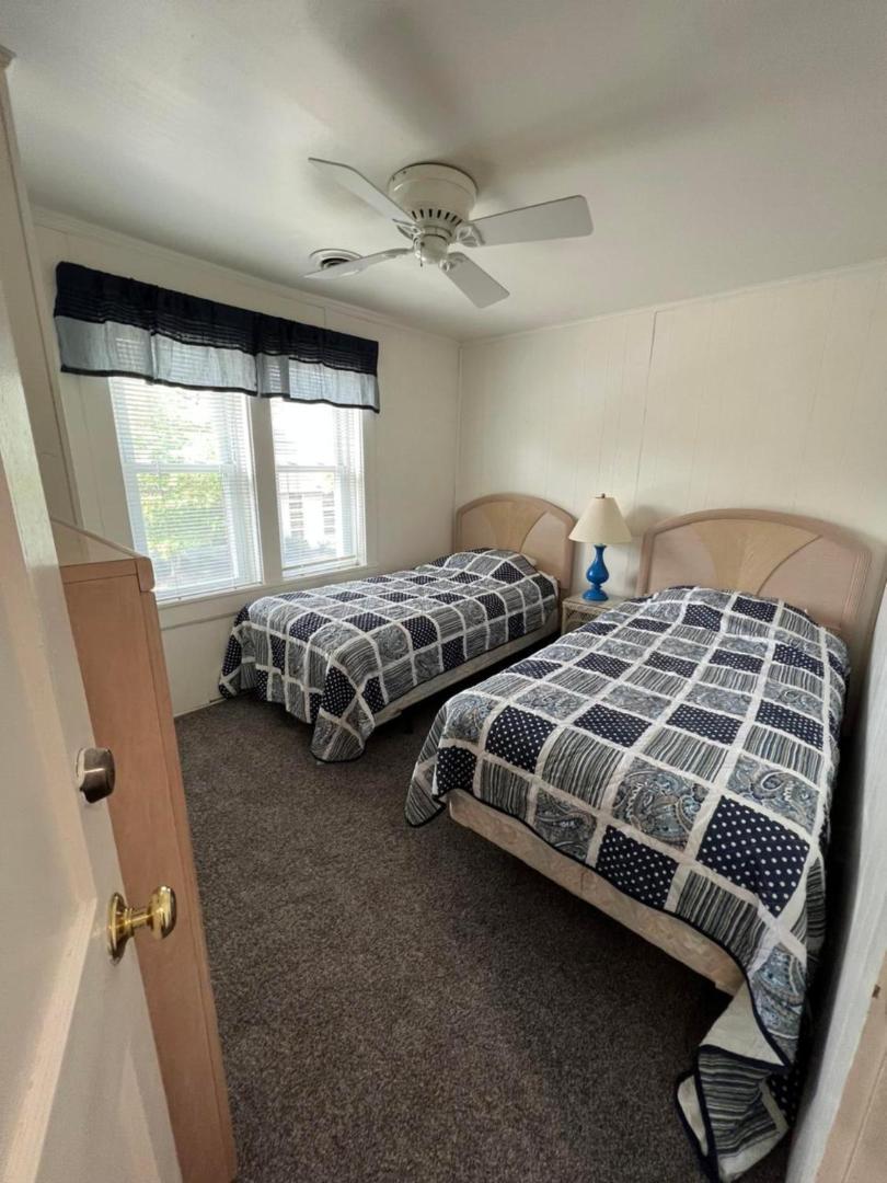 Bayard Avenue 707 *