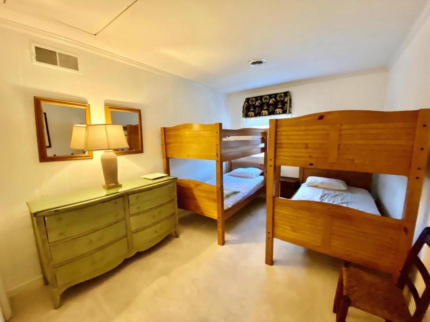 Tidewaters 92 * Rehoboth Beach