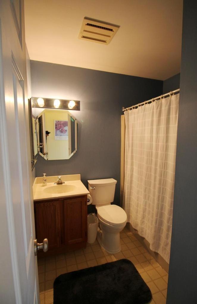 Holiday home King Charles Avenue 408 #1