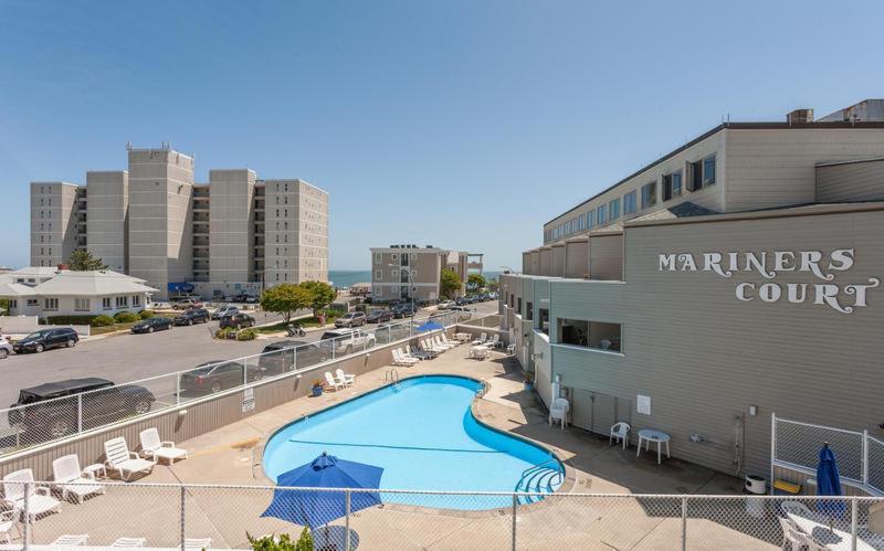 Holiday home Mariners Court 221
