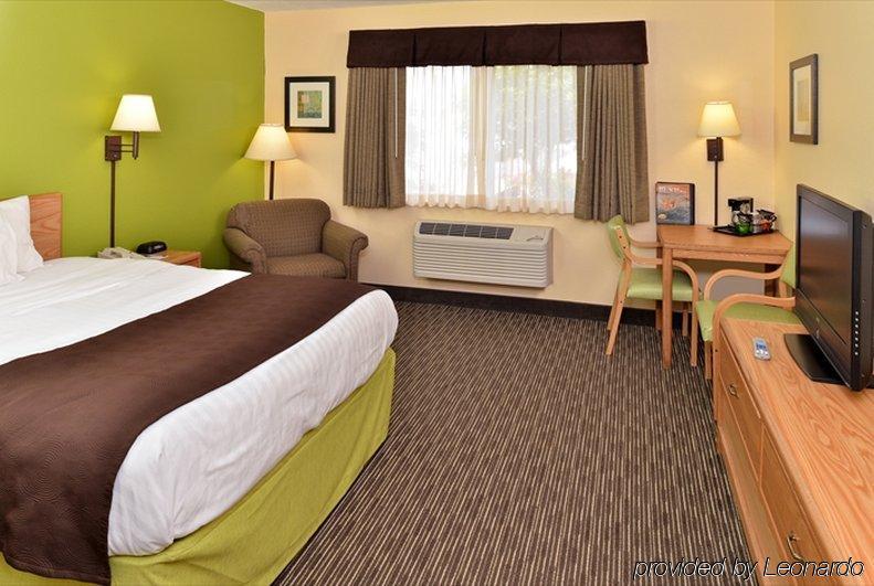 Hotel Wave At Rehoboth 3*