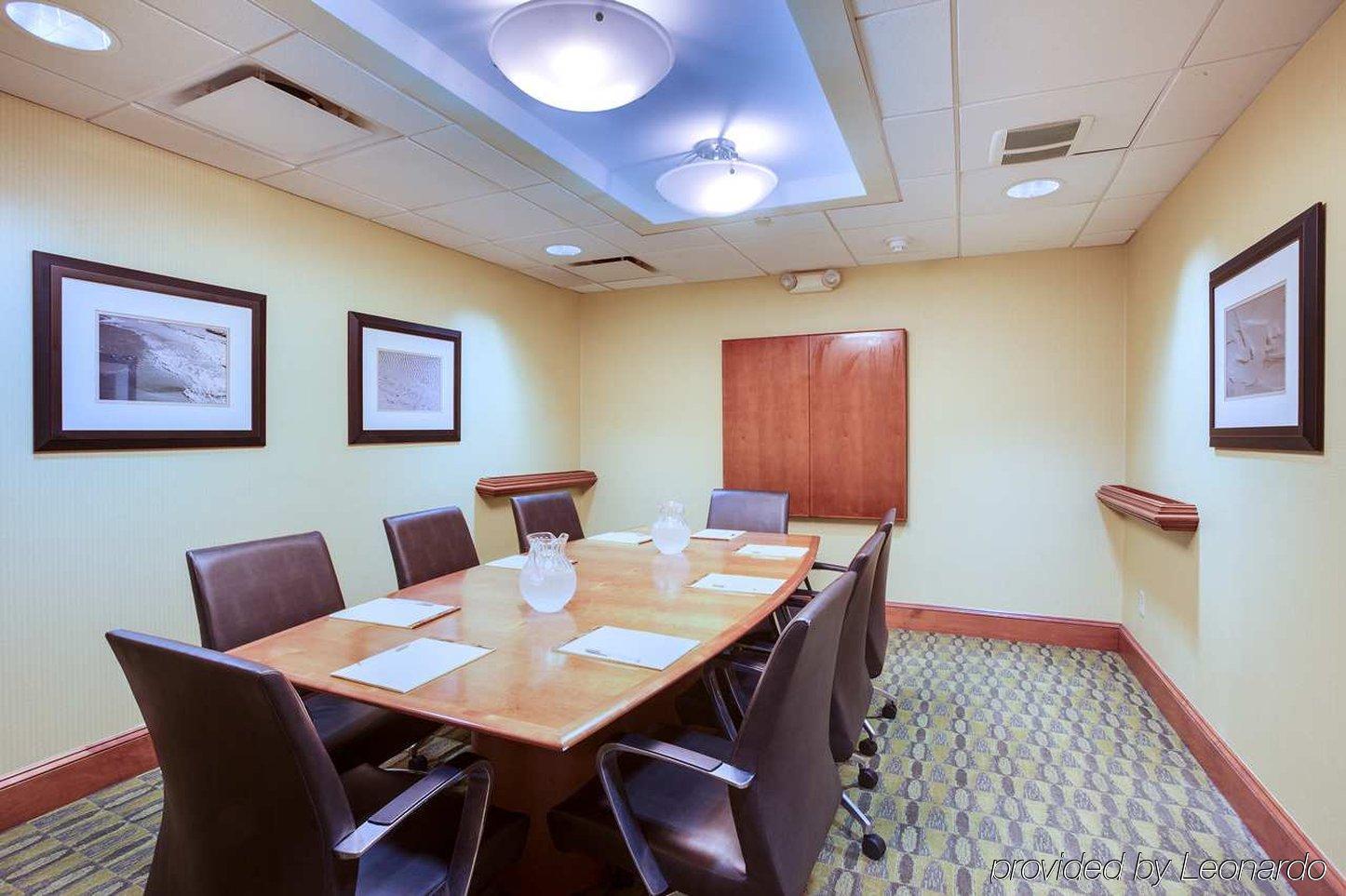 Hotel Hampton Rehoboth 3*