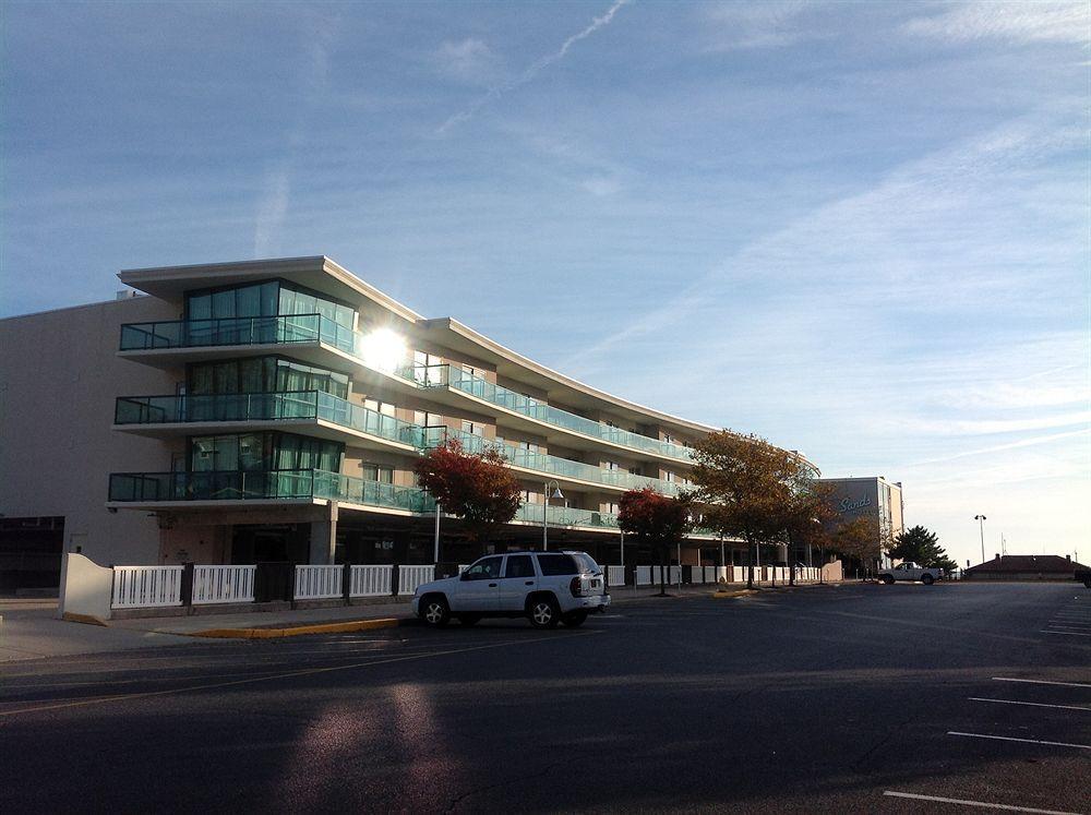 Hotel Atlantic Sands And Conference Center 4*