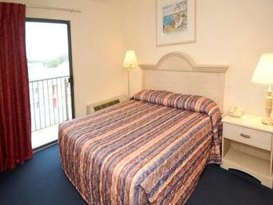 Econo & Rehoboth Hotel 2*