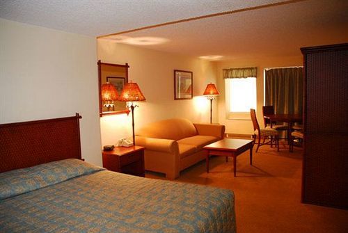 Henlopen Hotel 2*