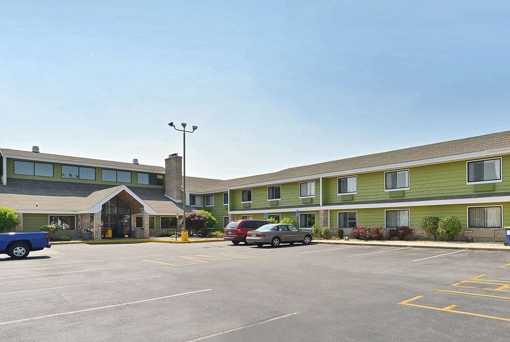 Hotel Wave At Rehoboth 3*
