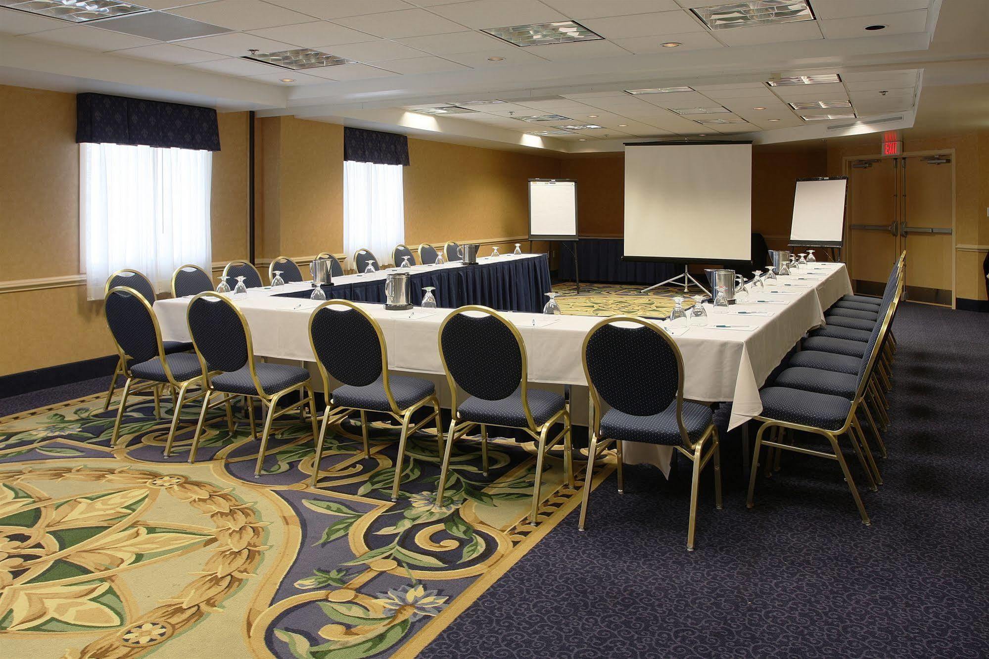 Atlantic Sands And Conference Center 4*