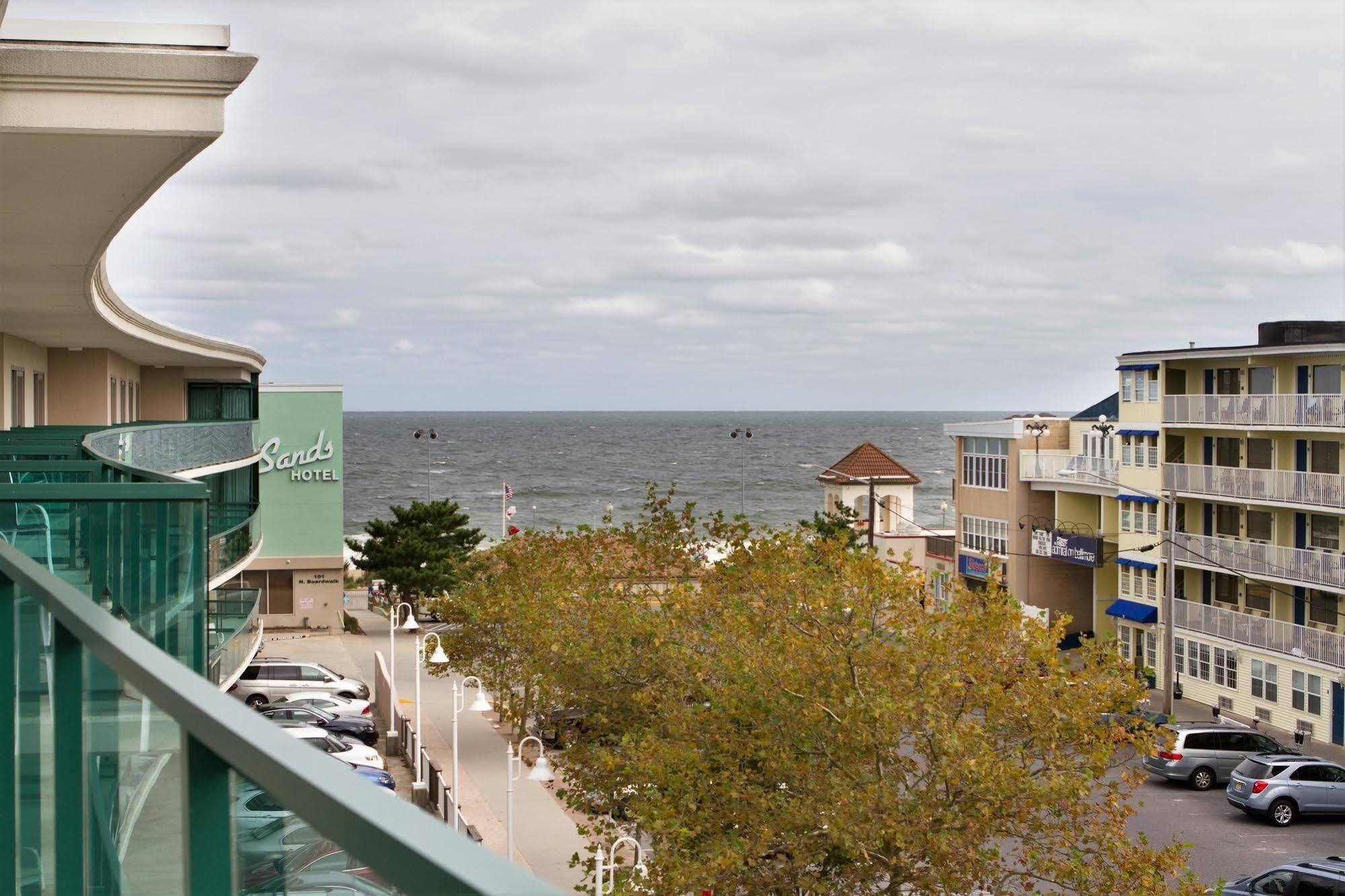 Hotel Atlantic Sands And Conference Center
