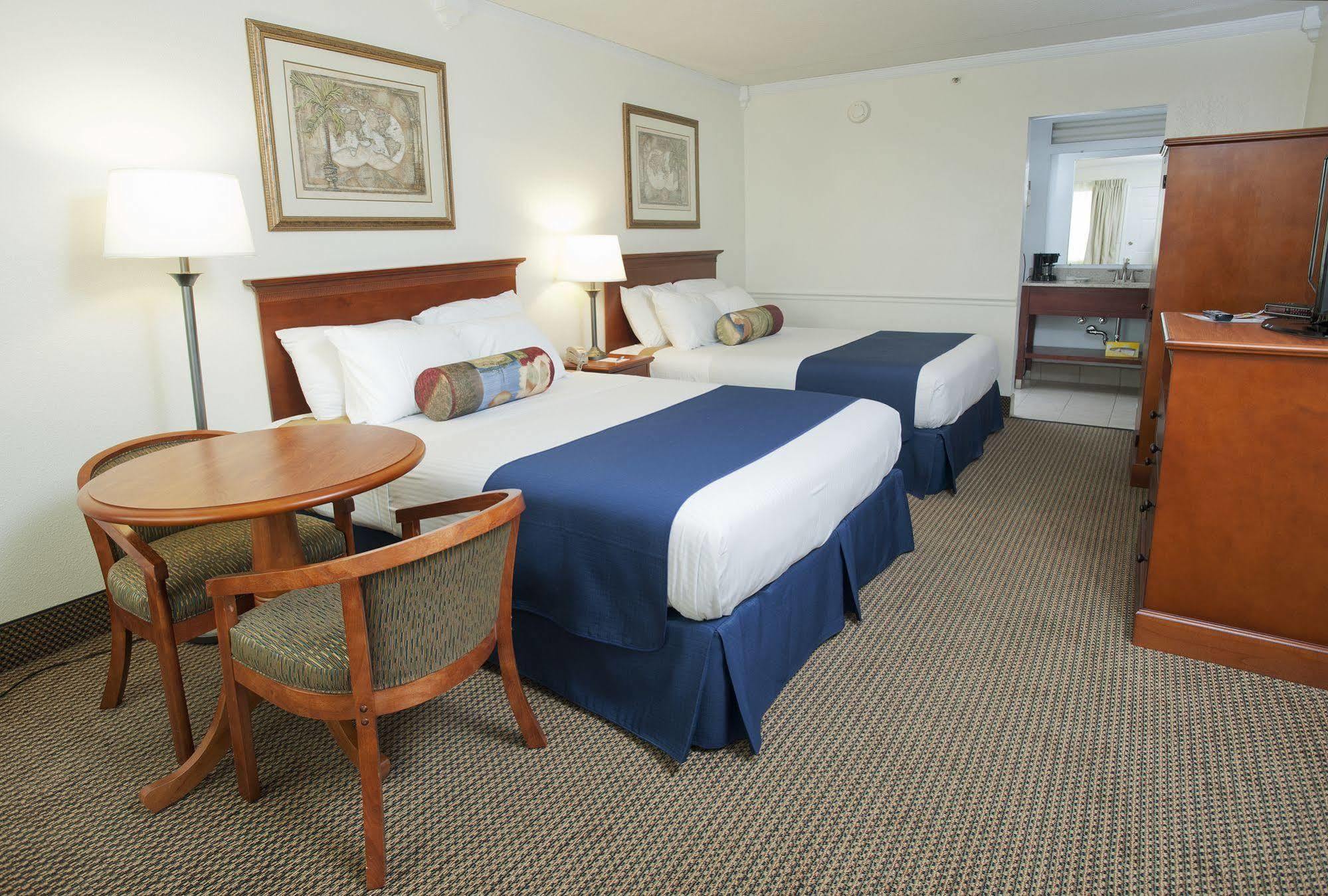Hotel Admiral On Baltimore 3*