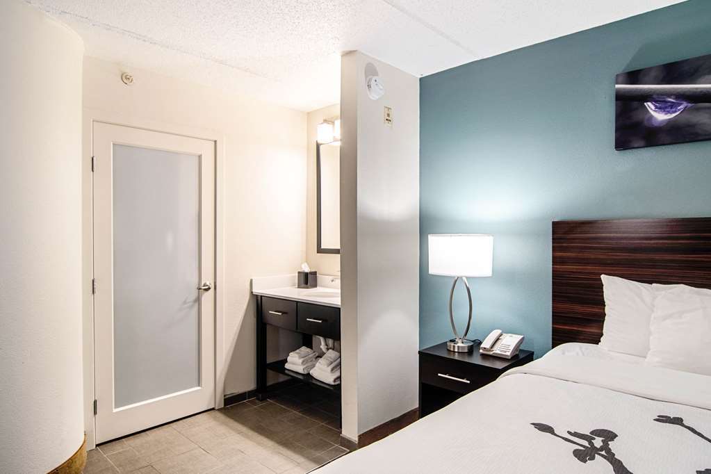 Sleep & Rehoboth Hotel 2*