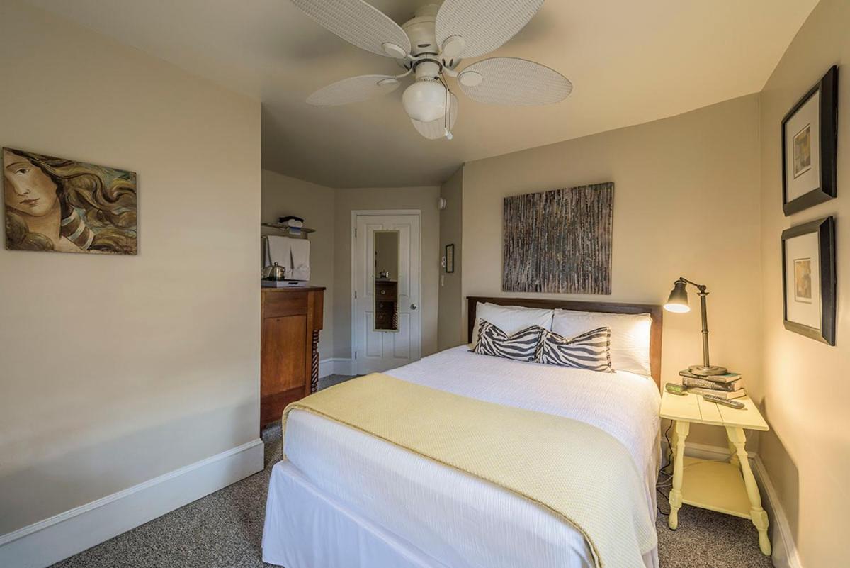 Bed & Breakfast Rehoboth (adults Only)