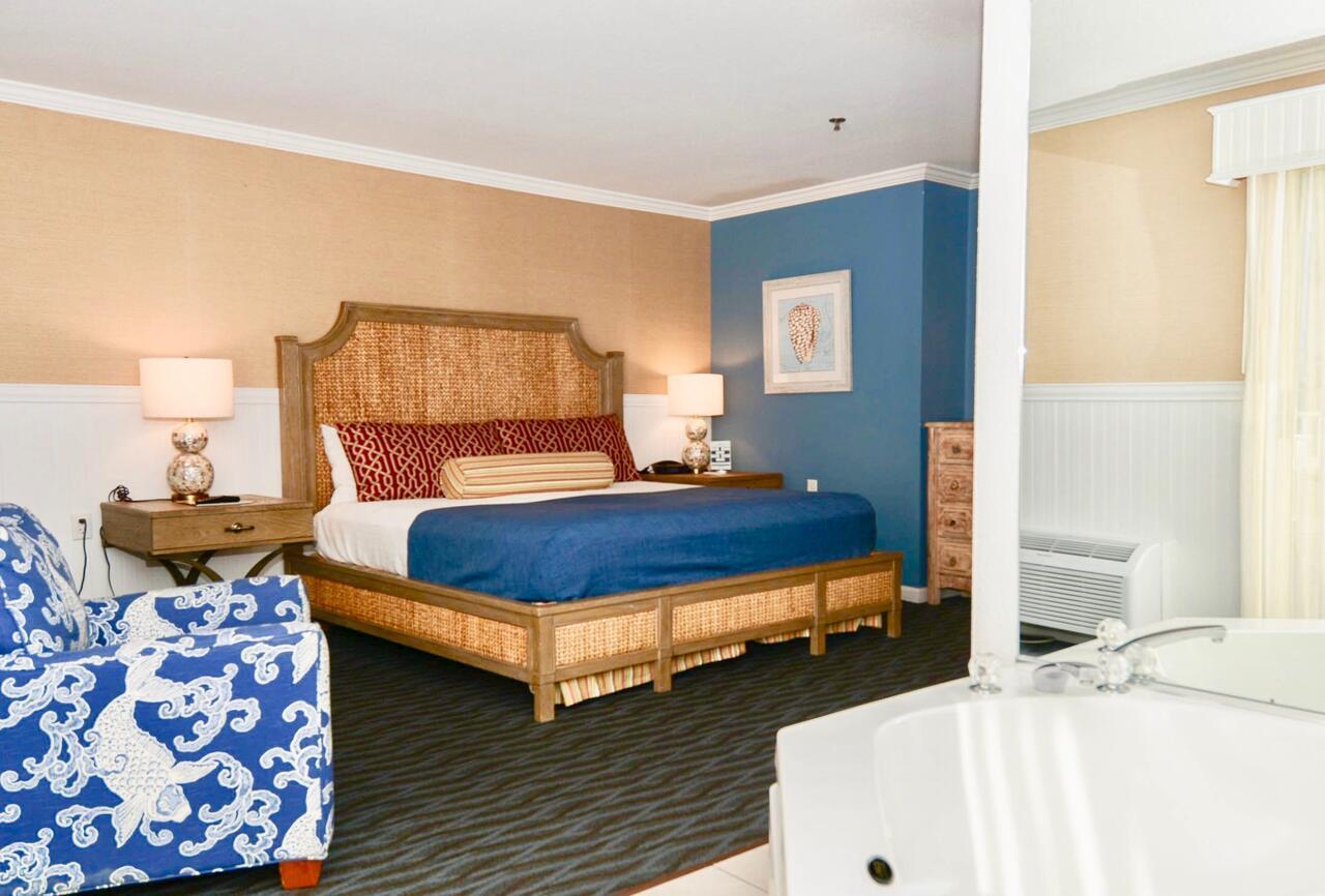 Avenue & 4* Rehoboth Beach