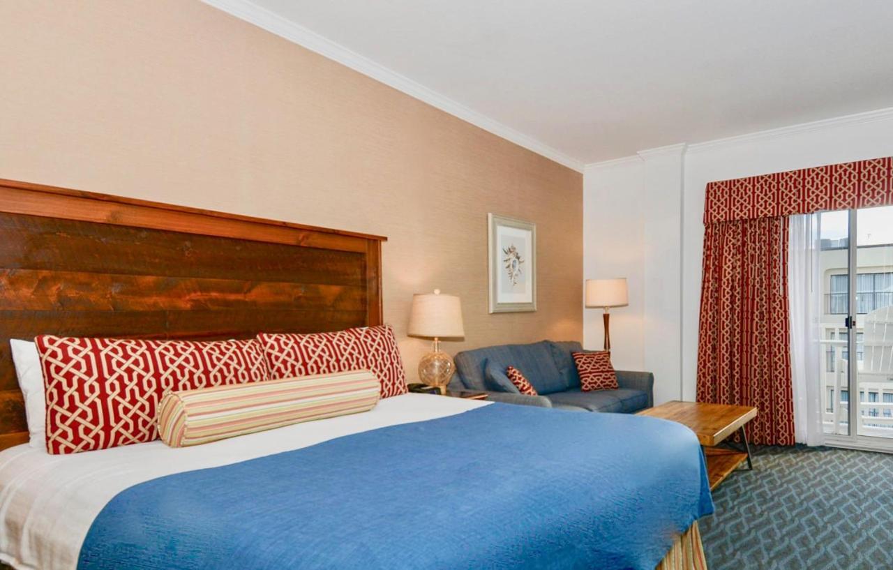 Hotel Avenue & 4*